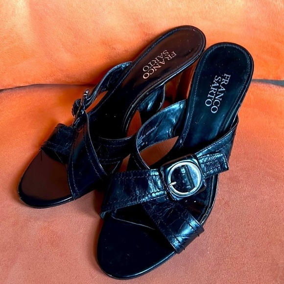 Black Franco Sarto Sandler which buckle - Picture 1 of 4
